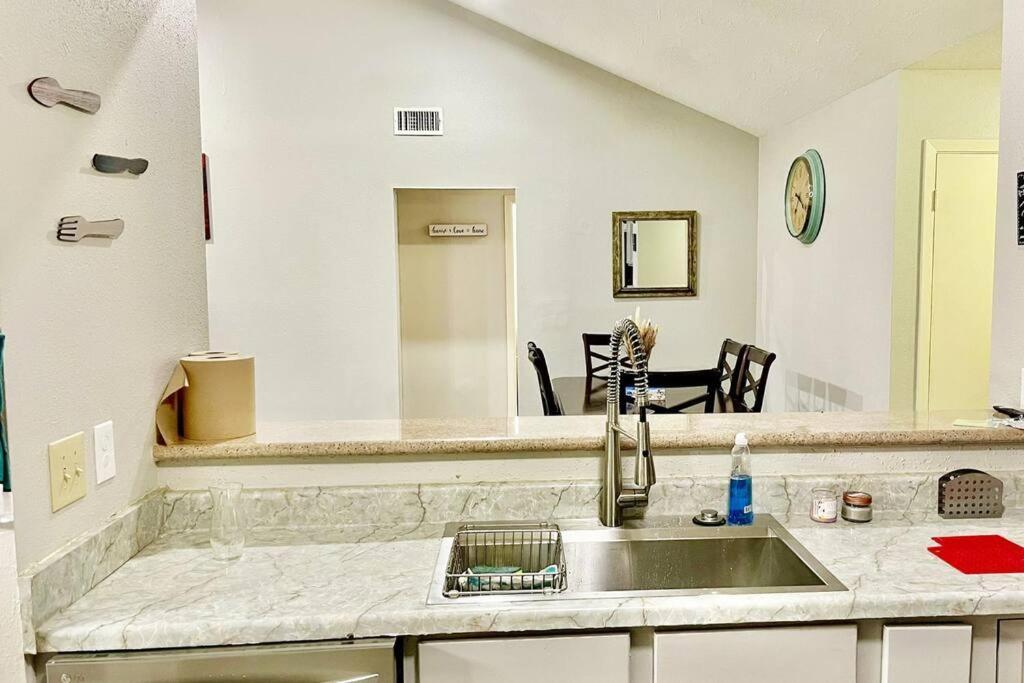 3 Bedroom Entire Home - Centrally Located In Katy, Texas Exteriér fotografie