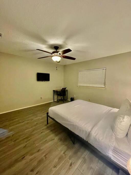 3 Bedroom Entire Home - Centrally Located In Katy, Texas Exteriér fotografie